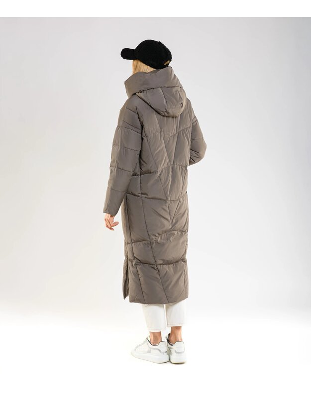 Moteriškas pūkinis paltas